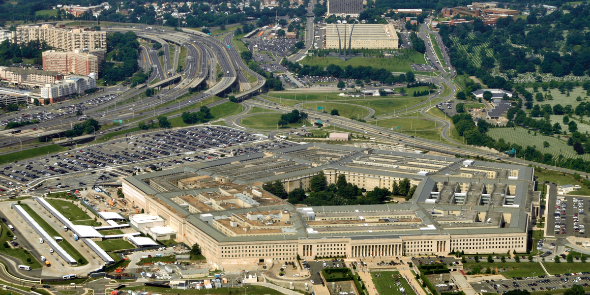 Pentagon. Department of Defense energy efficiency.